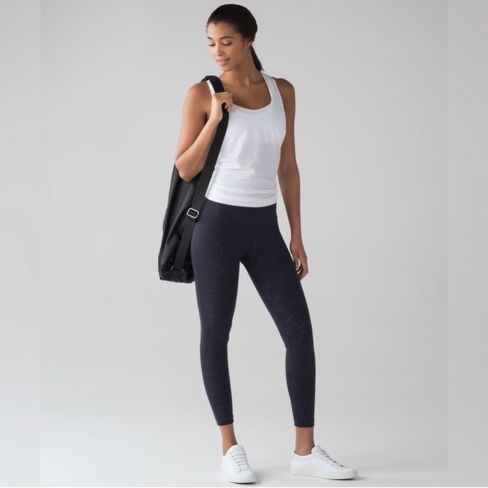 Lululemon Free To Flow 7/8 Tight Dark Navy Speckled Leggings